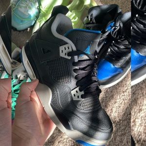 Jordan 4
